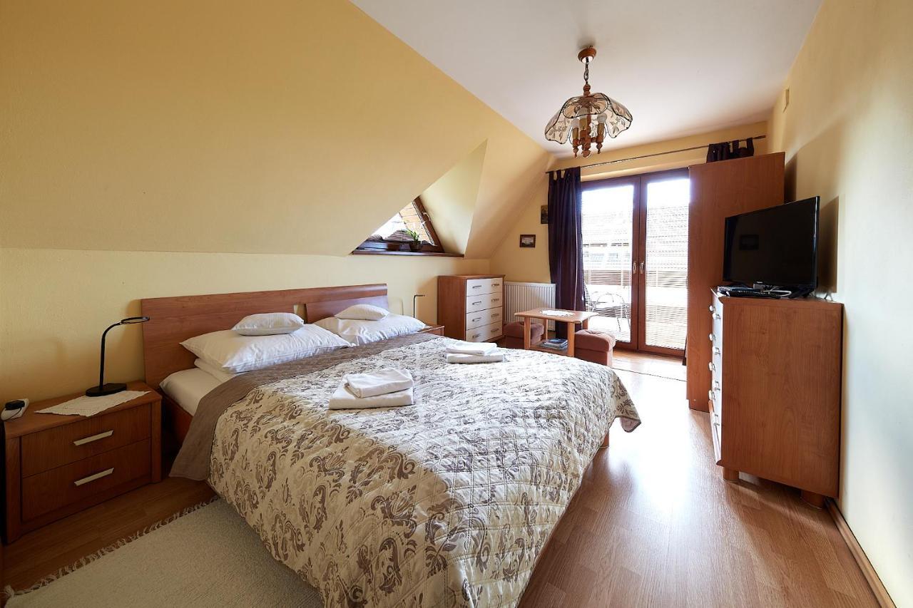Apartament 1010 M Зомб Экстерьер фото