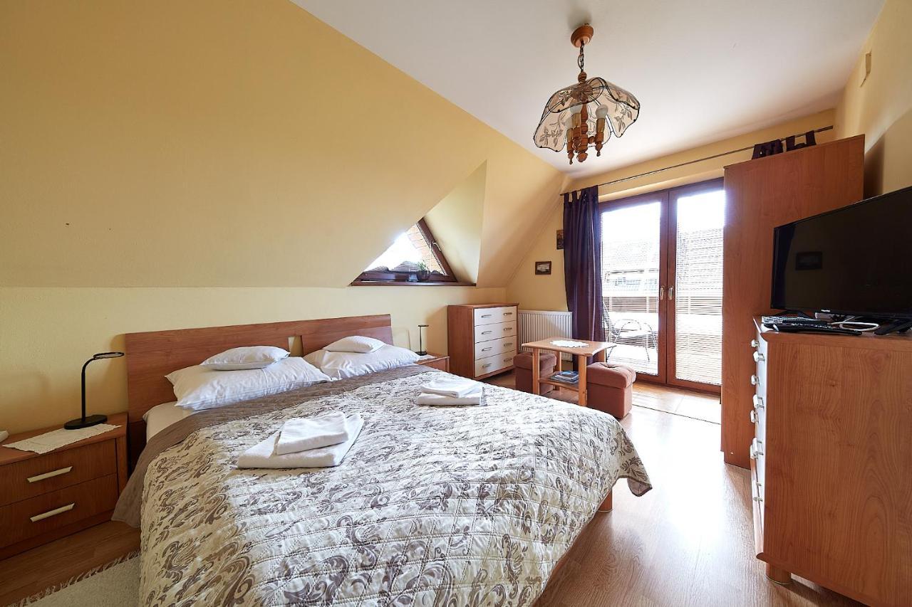 Apartament 1010 M Зомб Экстерьер фото